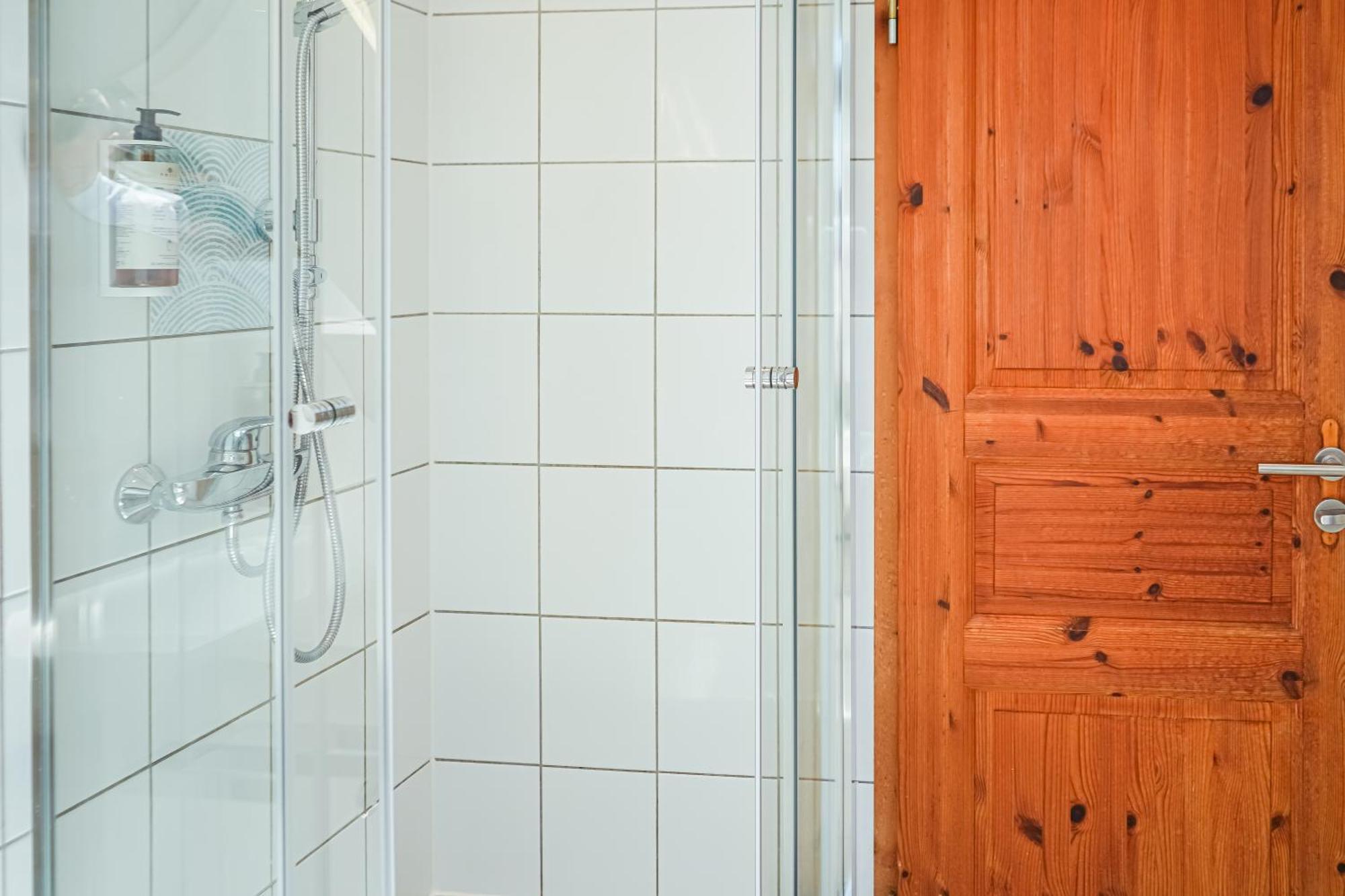 7Seas Boutique Ferienhaus Bostalsee - 2 Apartments Oder Ganzes Haus, Mit Sauna Нохфелден Екстериор снимка